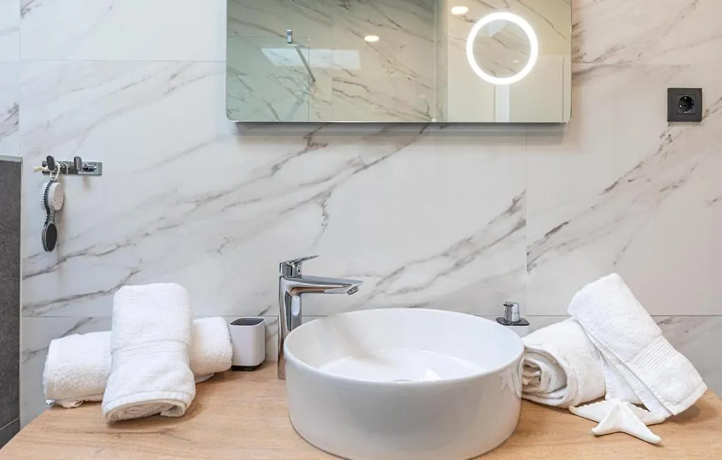 Premium Apartment With Jacuzzi Trogir Croatia