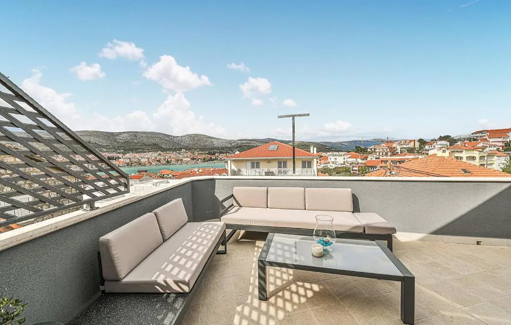 Premium Apartment With Jacuzzi Trogir 0*,  Croatia