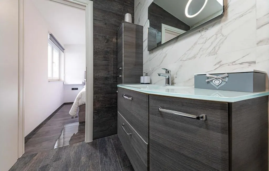 Premium Apartment With Jacuzzi Trogir Croatia